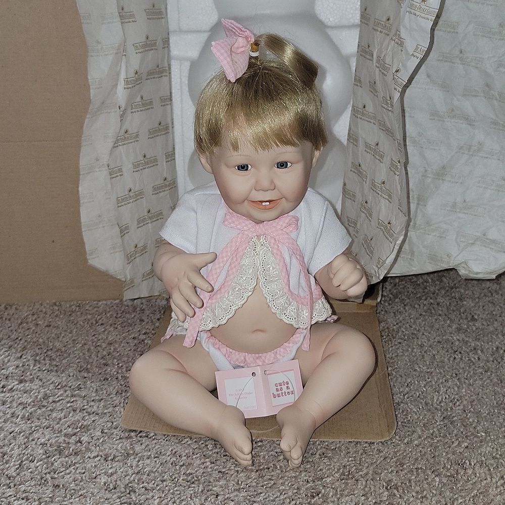 Ashton Drake Galleries "Cute As A Button" Porcelain Doll Titus Tomescu 1993 Vtg